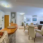 Iva - Znjan Apartman Split