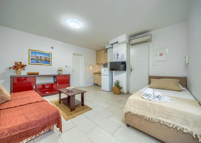 Iva - Znjan Apartmán