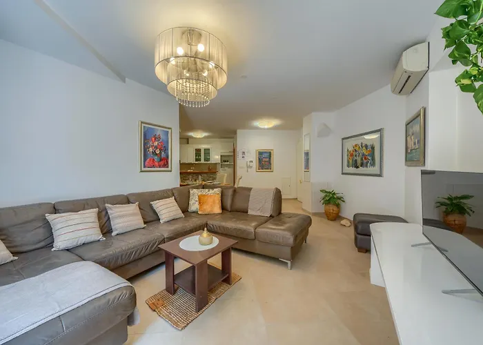 Apartmán Iva - Znjan *