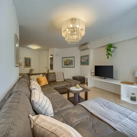 Iva - Znjan Appartement *