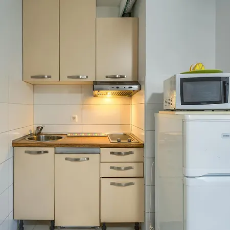 Iva - Znjan * Σπλιτ